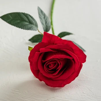 1tk Kunstlik Silk Punased Roosid Branch Pulm Tarvikud Õie Paigutus Kodu Poole Dekoratiivsed Lilled Faux Taimed